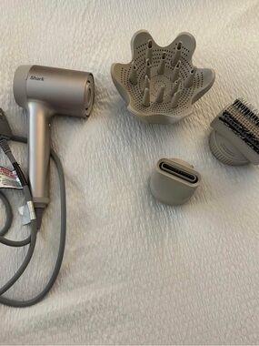 Shark Hair Dryer with Attachments - Light Taupe